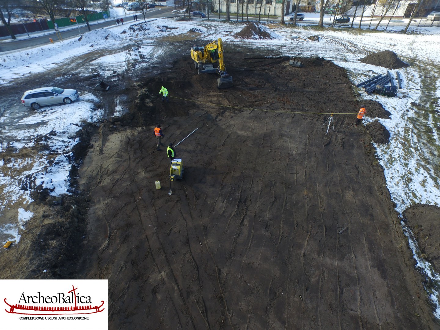 Przykłady znalezisk odkrytych podczas nadzorów archeologicznych i ich wpływ na harmonogram inwestycji